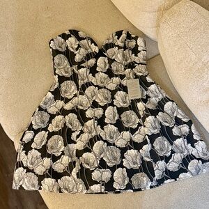 Elliatt Monochrome Floral Strapless Dress
